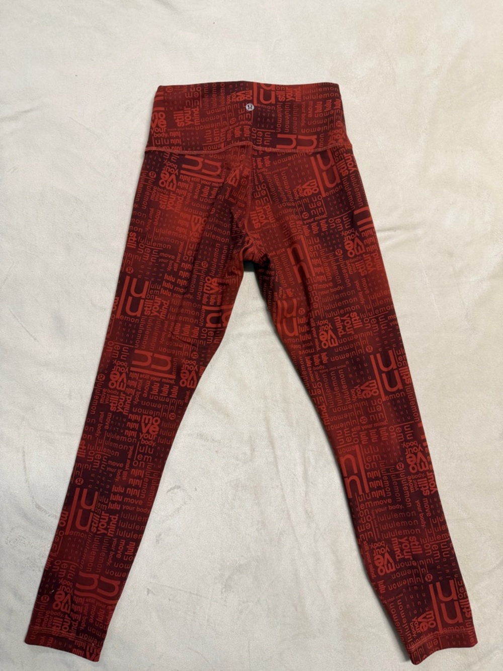 Lululemon Wunder Train High-Rise Tight 25"
Lululemon Ombre Red Multi
Size 8 - Picture 6 of 7